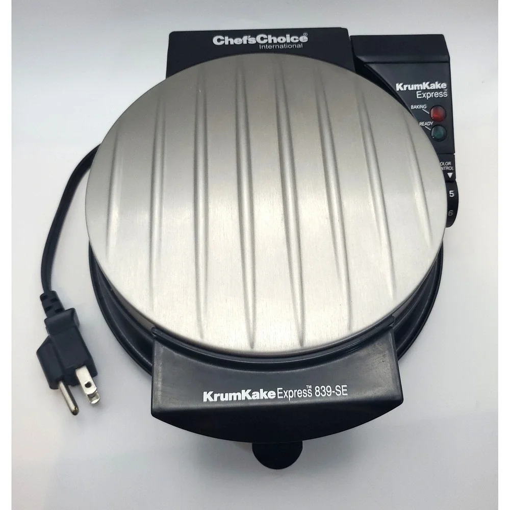 Chef's Choice KrumKake Express 839-SE Scandinavian Pizzelle Maker - Working